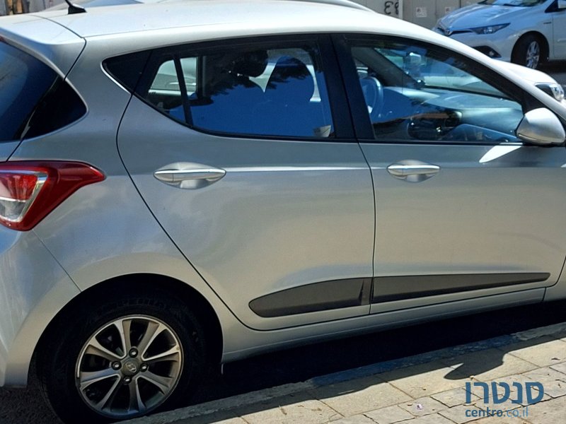 2017' Hyundai i10 יונדאי photo #1