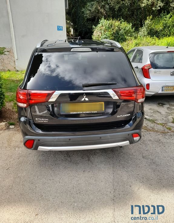 2017' Mitsubishi Outlander מיצובישי אאוטלנדר photo #3