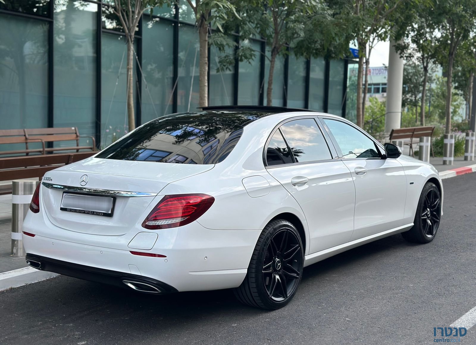 2021' Mercedes-Benz E-Class מרצדס-בנץ photo #5