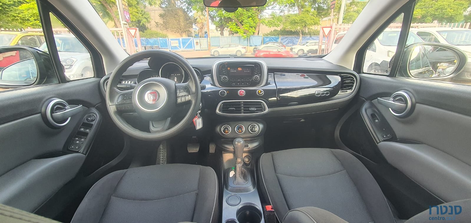 2016' Fiat 500X photo #3