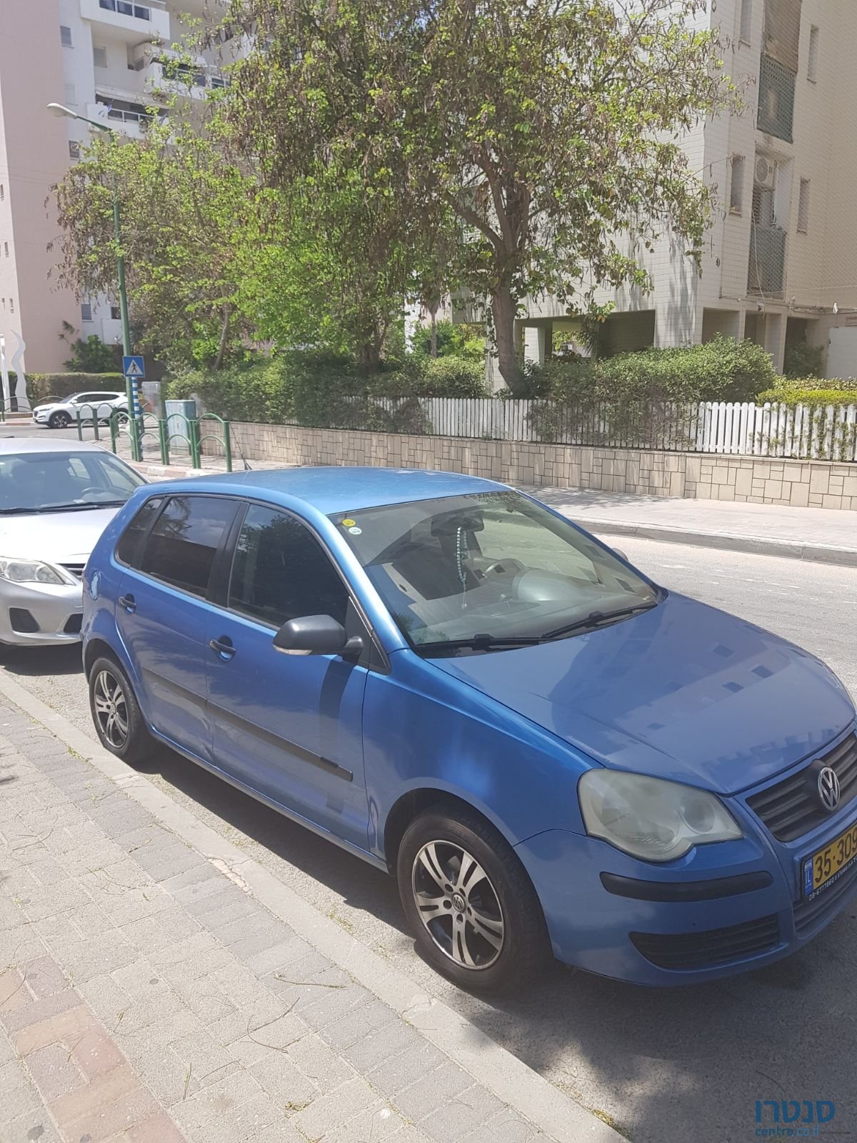 2008' Volkswagen Polo photo #2