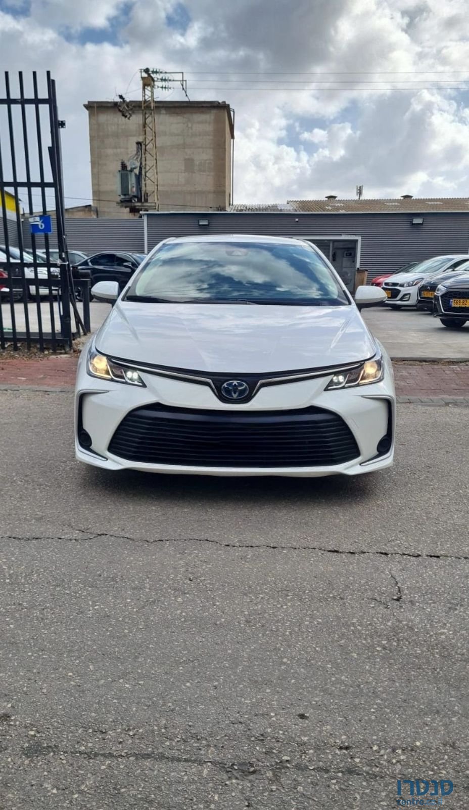 2022' Toyota Corolla טויוטה קורולה photo #2