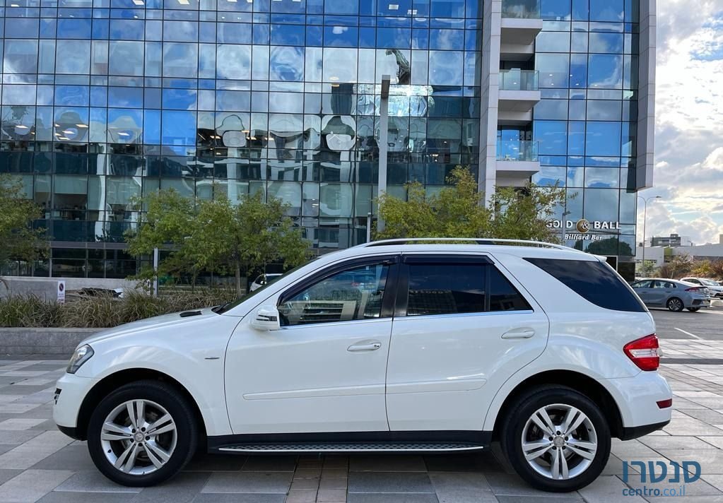 2011' Mercedes-Benz Ml Class מרצדס photo #3