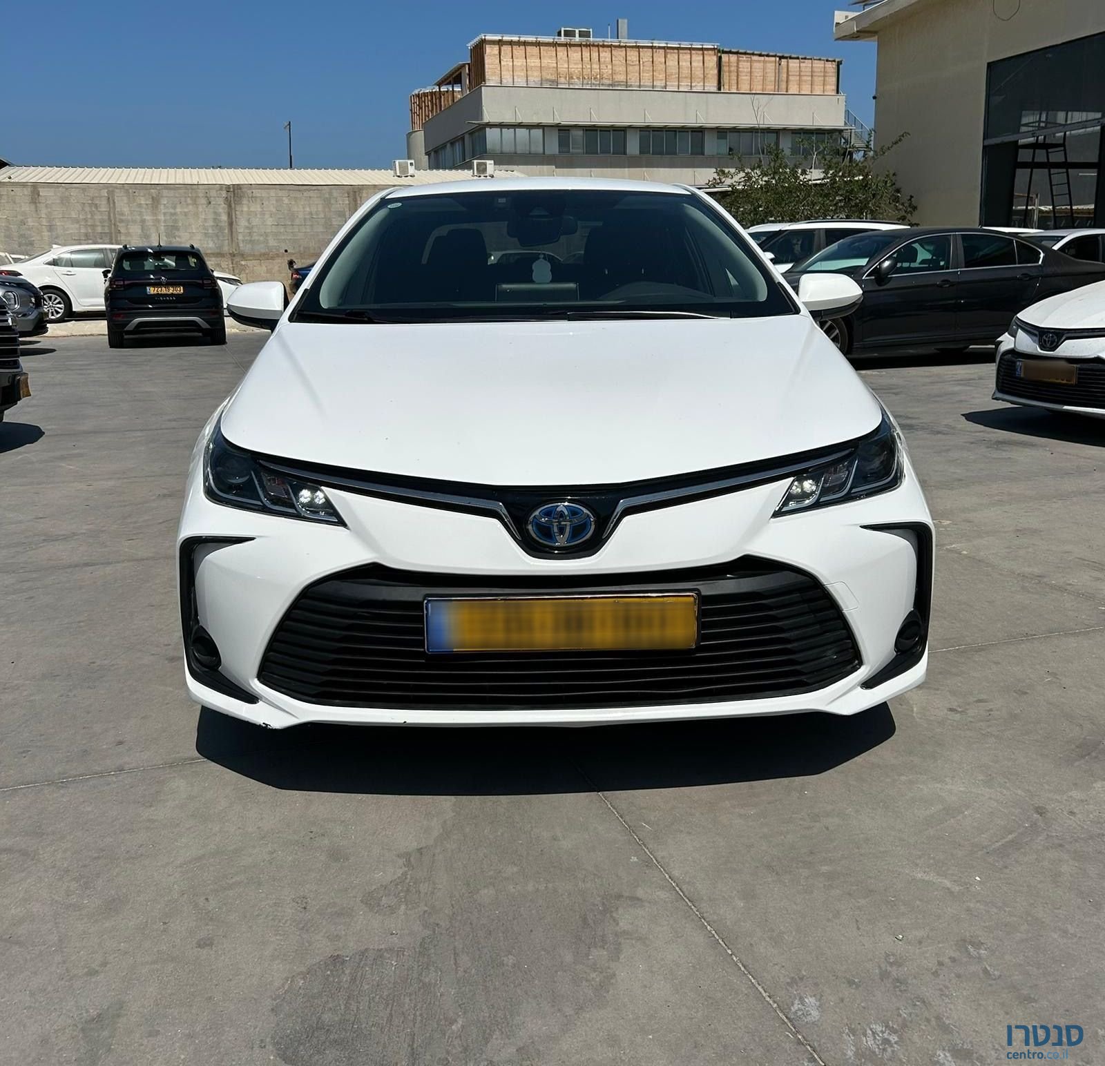 2022' Toyota Corolla טויוטה קורולה photo #1