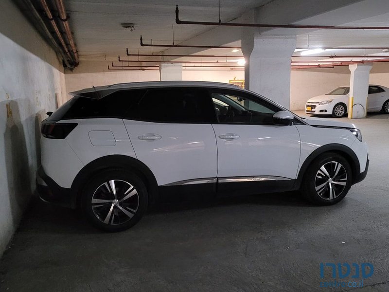 2018' Peugeot 3008 פיג'ו photo #3