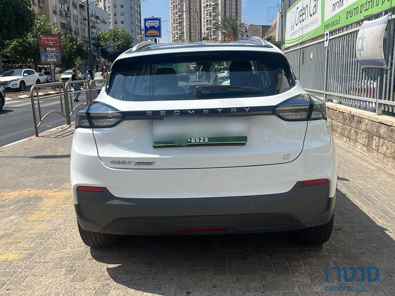 2023' Geely GEOMETRY C photo #5