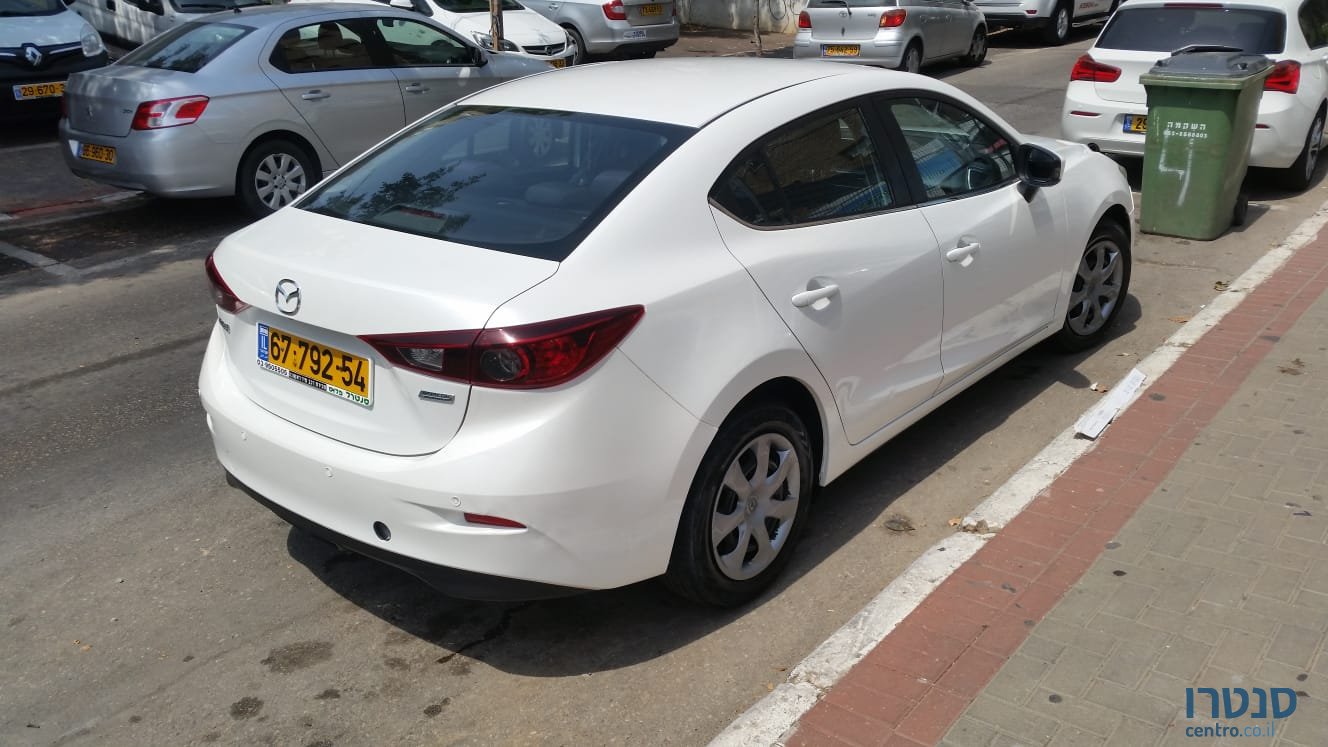 2015' Mazda 3 photo #3