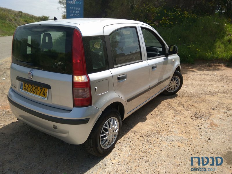 2011' Fiat Panda photo #3