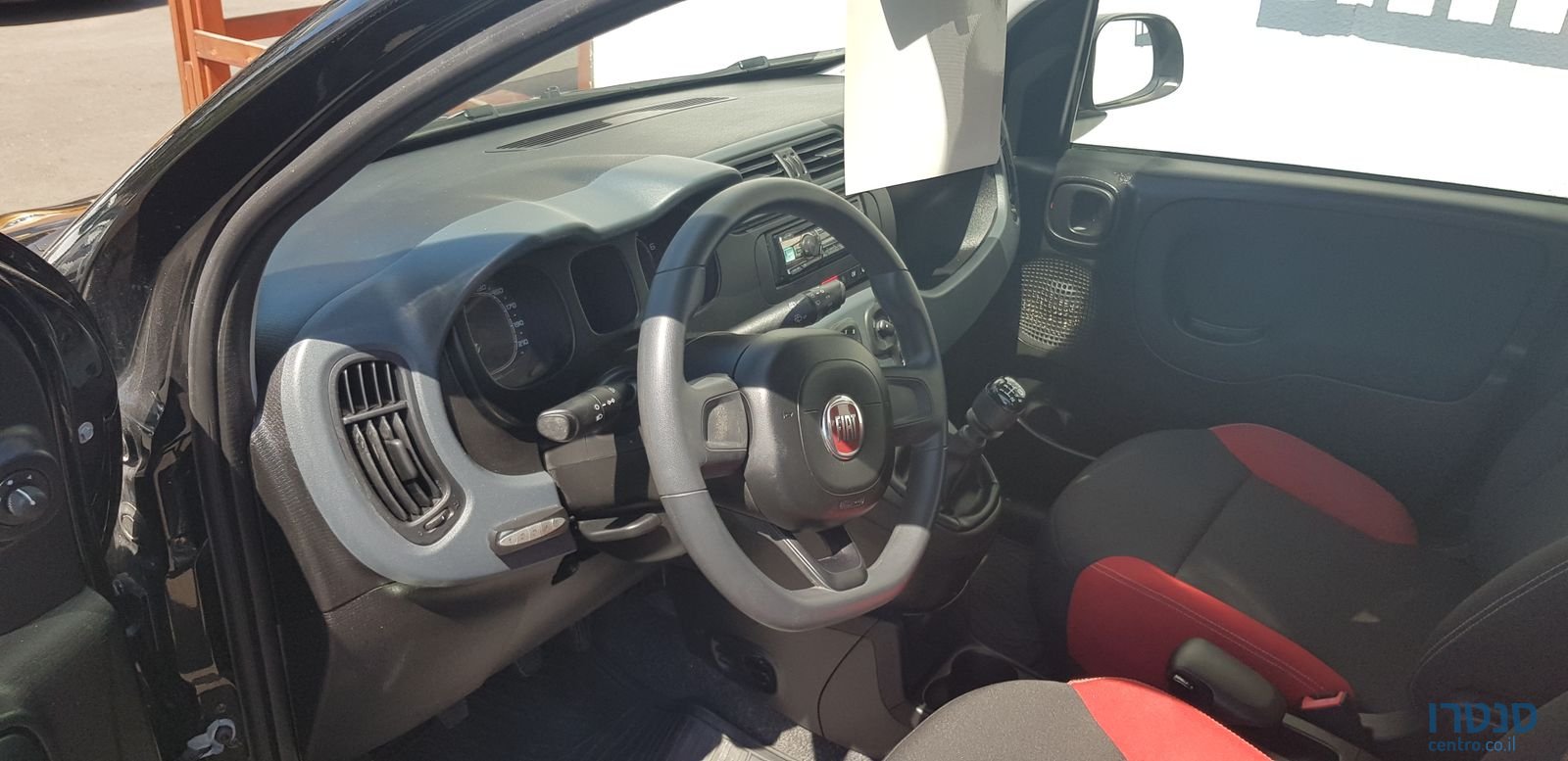 2018' Fiat Panda photo #1