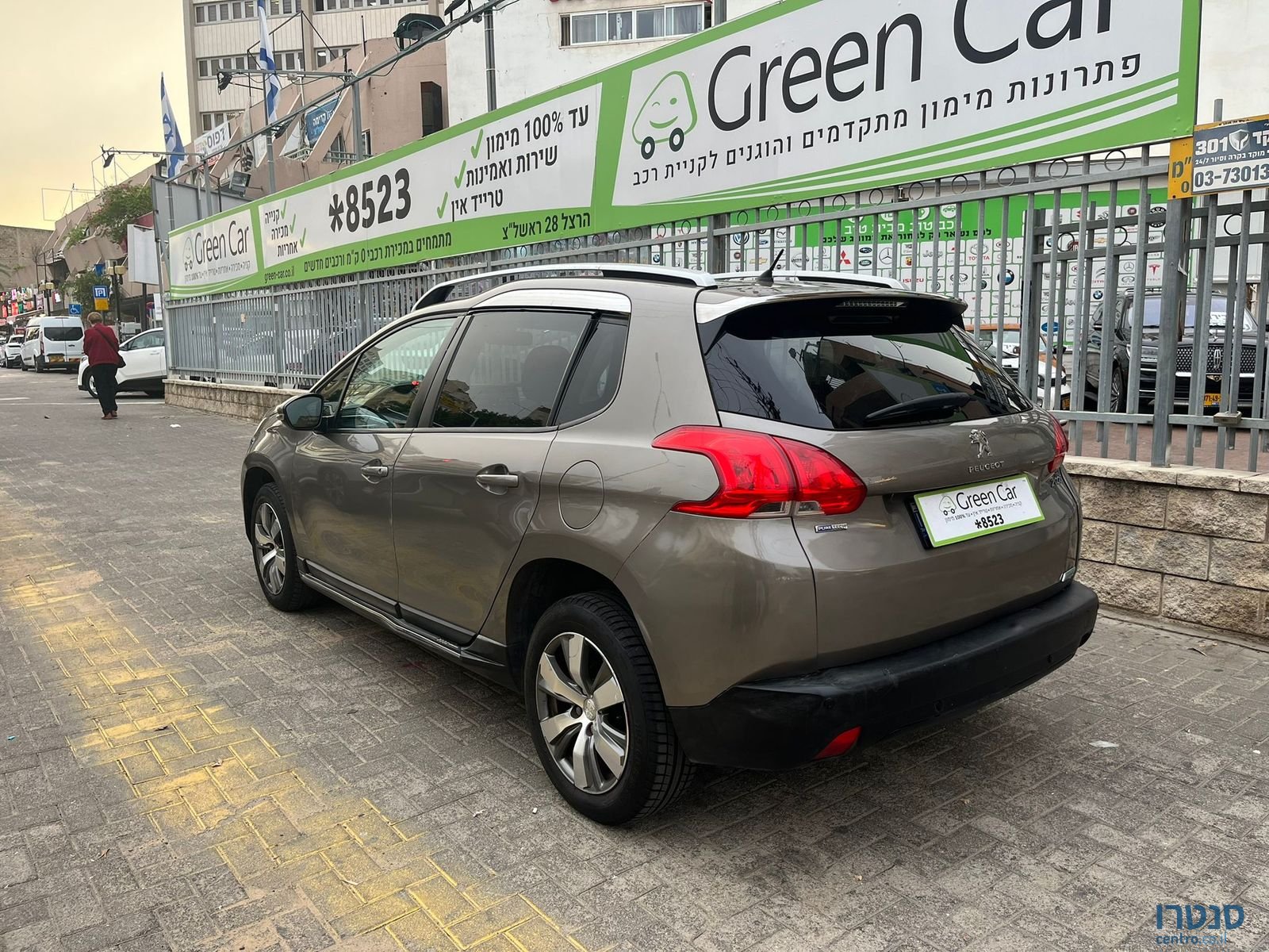 2016' Peugeot 2008 photo #6