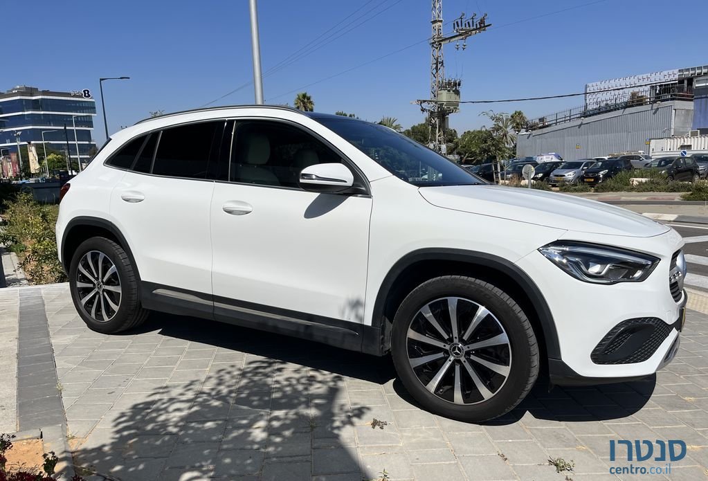 2021' Mercedes-Benz Gla מרצדס photo #3