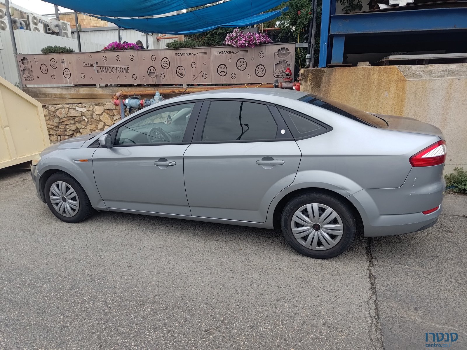 2010' Ford Mondeo photo #2