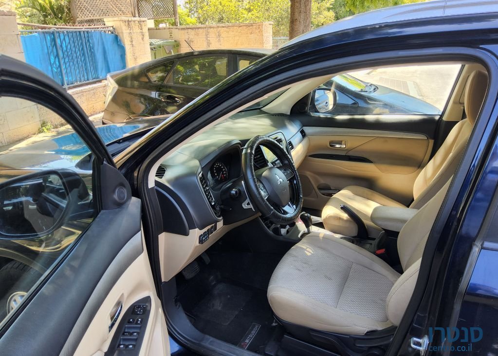 2016' Mitsubishi Outlander מיצובישי אאוטלנדר photo #5