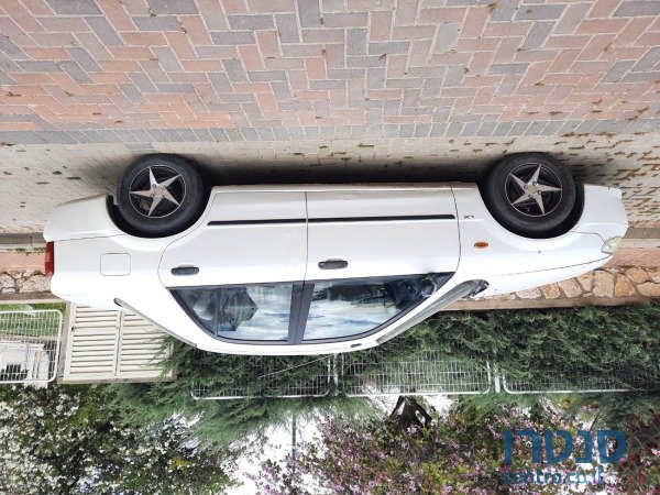 2003' Mazda Lantis photo #1