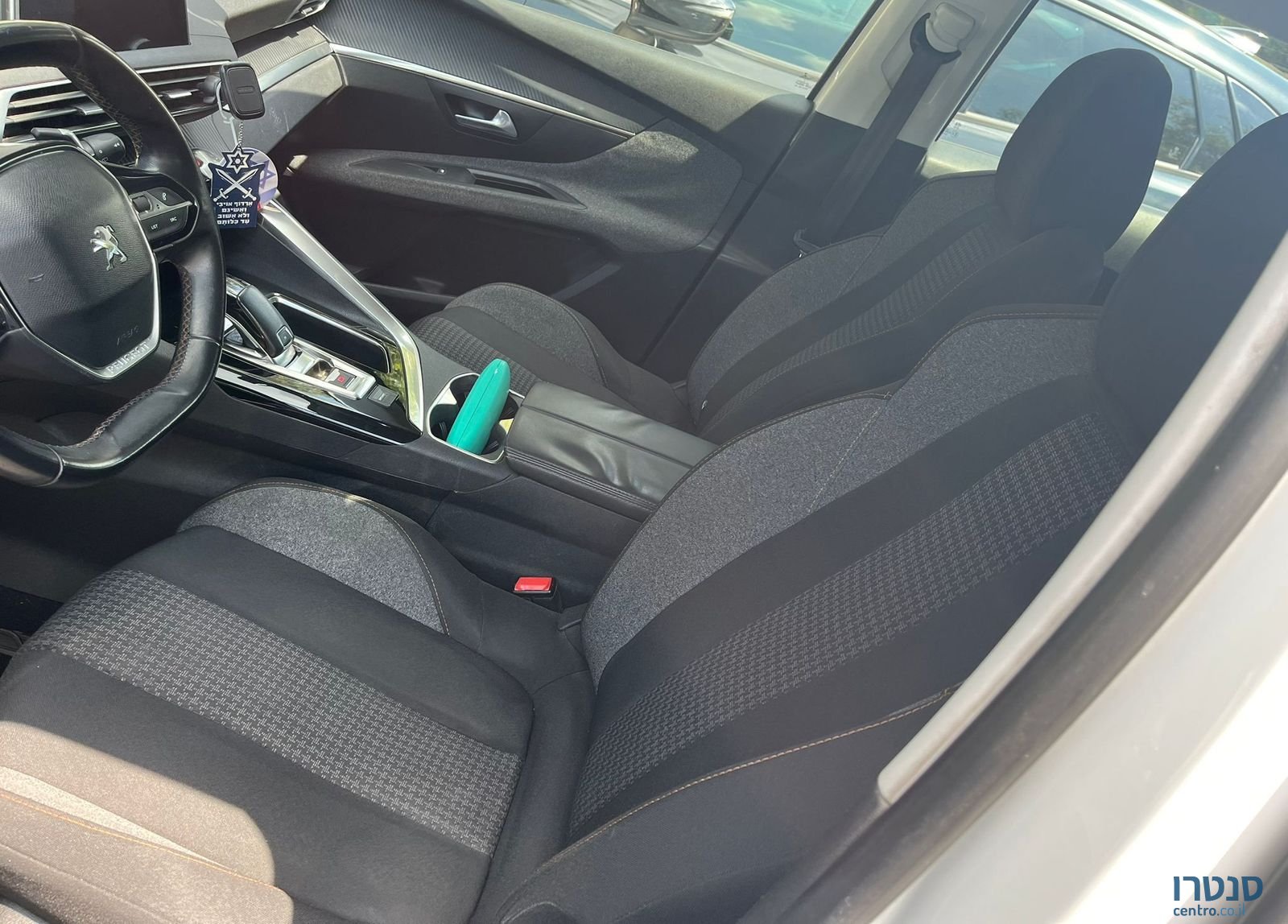 2017' Peugeot 3008 פיג'ו photo #3