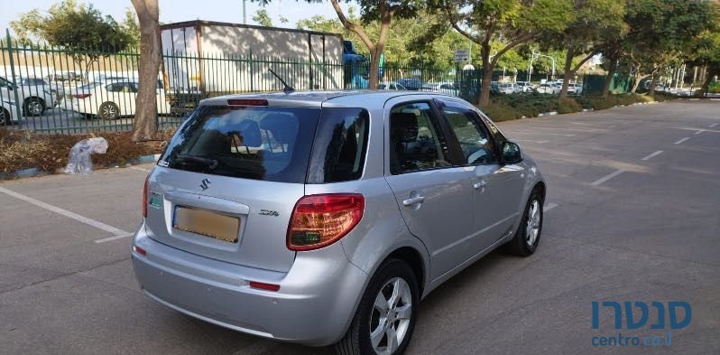 2010' Suzuki SX4 סוזוקי photo #6