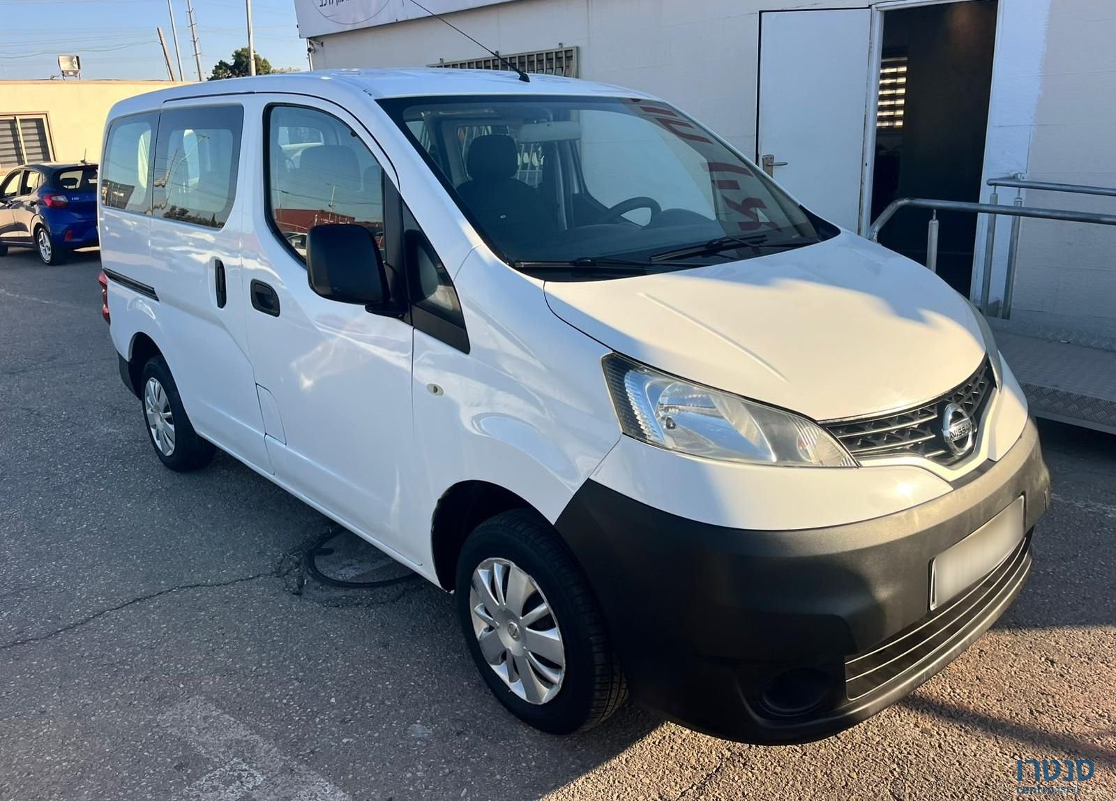 2017' Nissan NV200 ניסאן photo #1