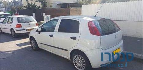 2009' Fiat Grande Punto photo #1