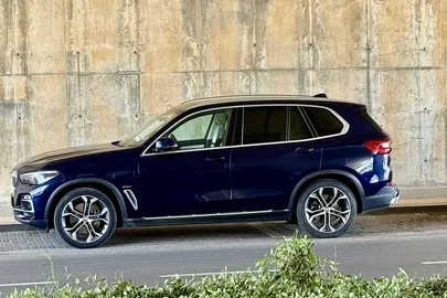 2021' BMW X5 ב מ וו