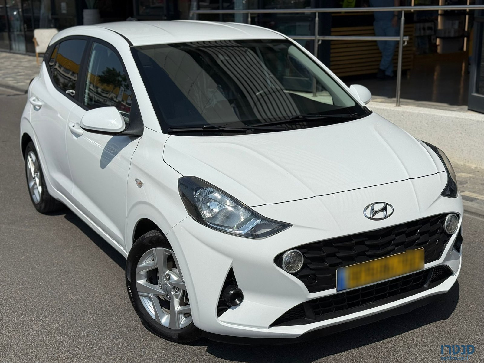 2022' Hyundai i10 photo #2