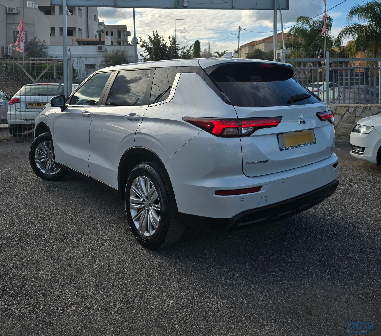 2024' Mitsubishi Outlander מיצובישי אאוטלנדר photo #3