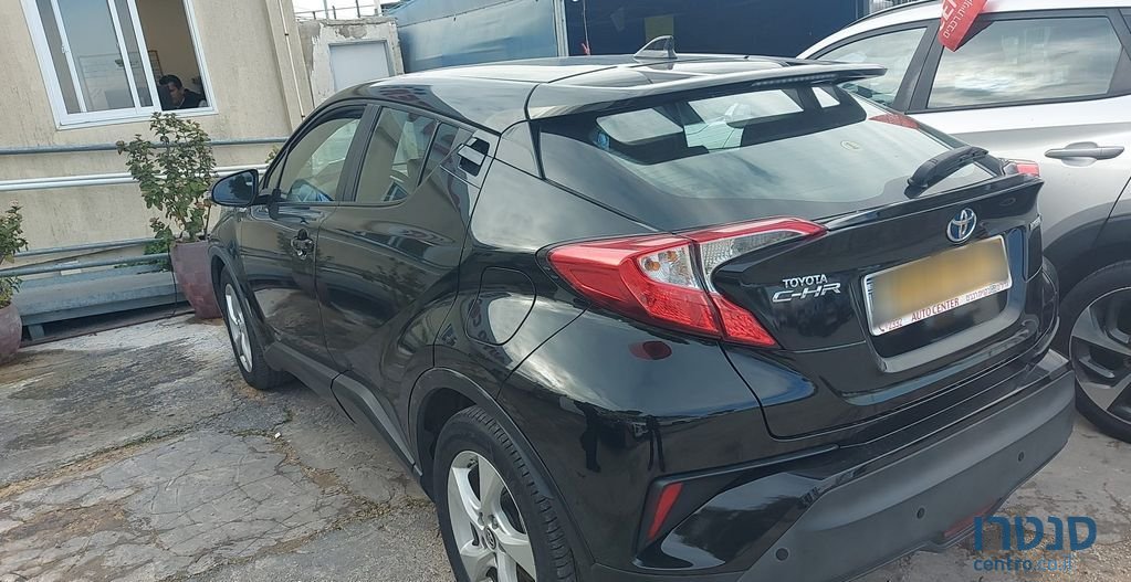 2019' Toyota C-HR טויוטה photo #3
