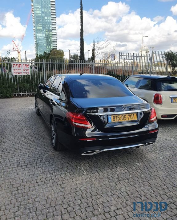 2019' Mercedes-Benz E-Class מרצדס photo #3
