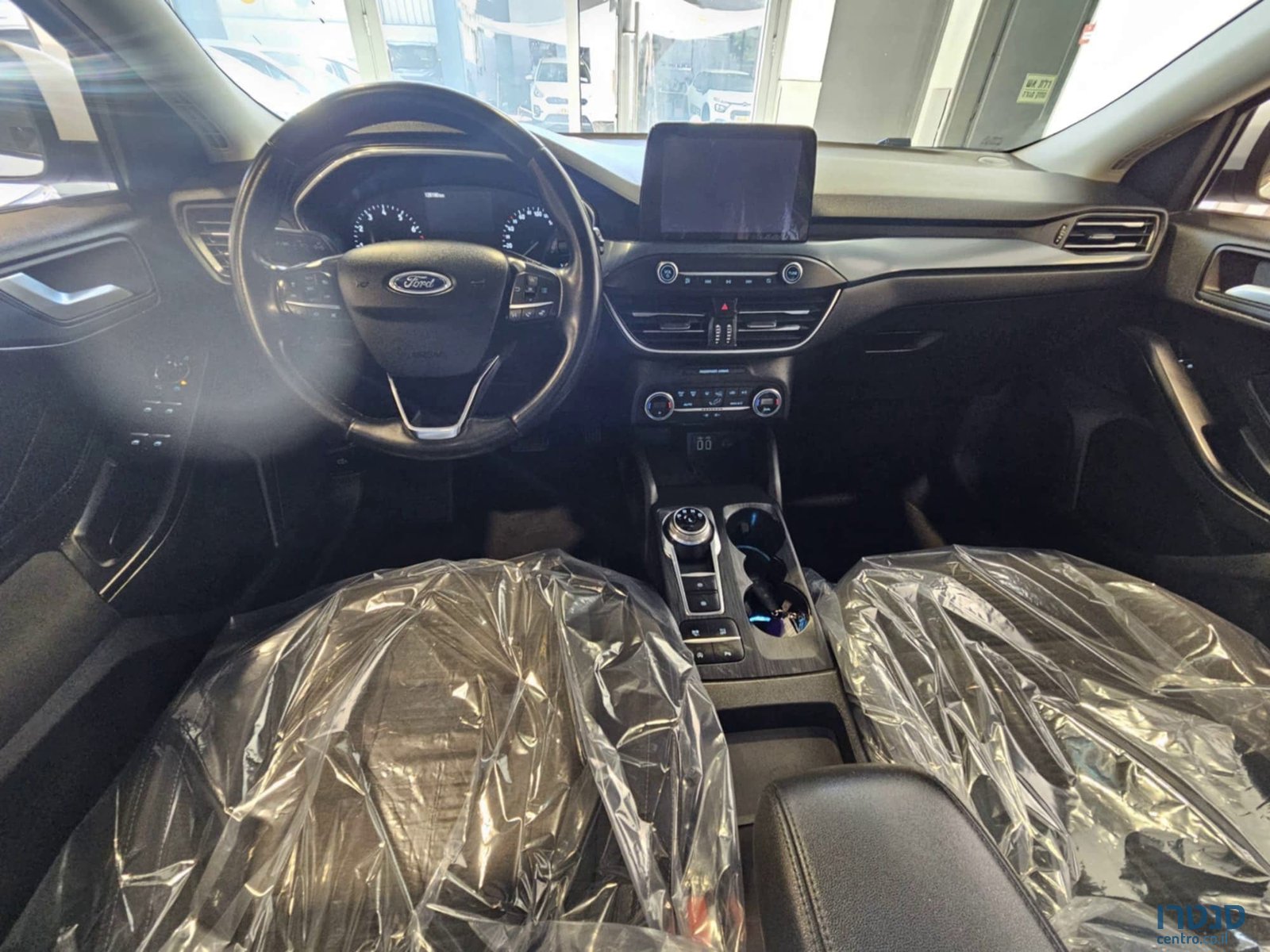 2022' Ford Focus photo #6