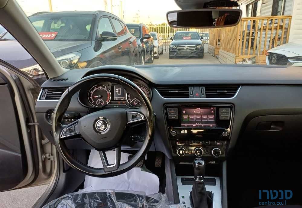 2019' Skoda Octavia סקודה אוקטביה photo #6