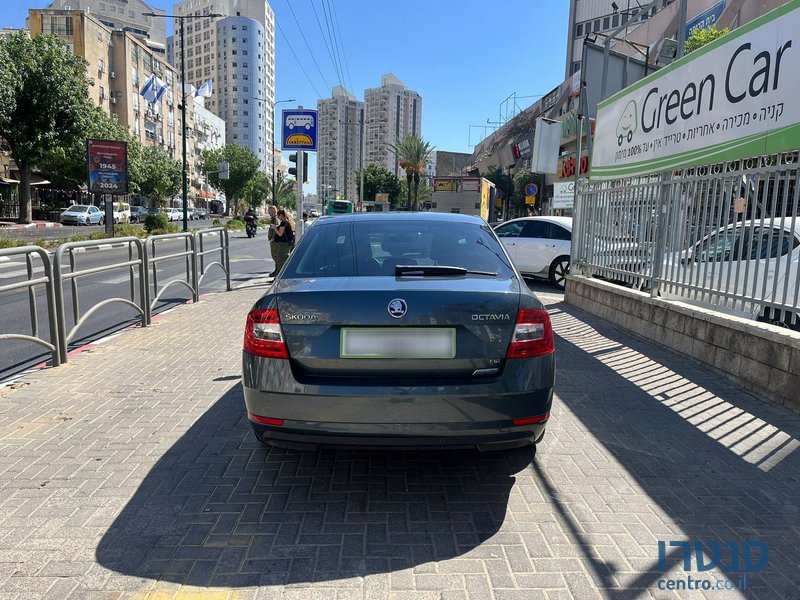 2018' Skoda Octavia photo #5