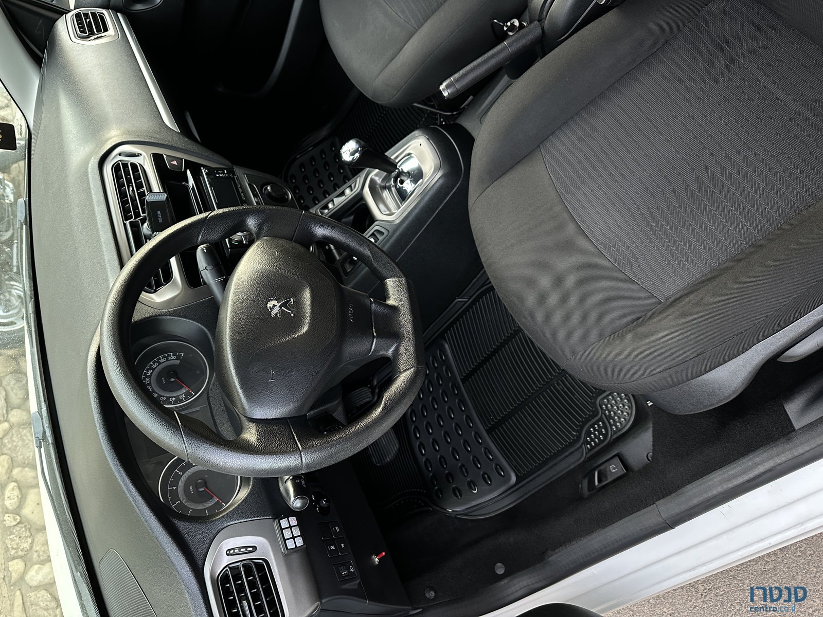 2016' Peugeot 301 photo #5