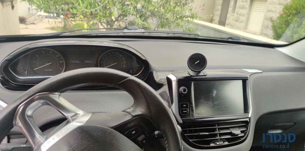 2016' Peugeot 2008 פיג'ו photo #4