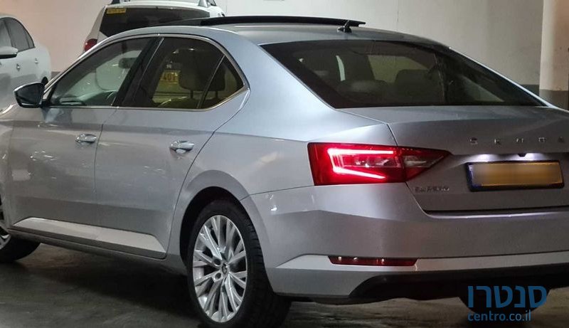 2021' Skoda Superb סקודה סופרב photo #3