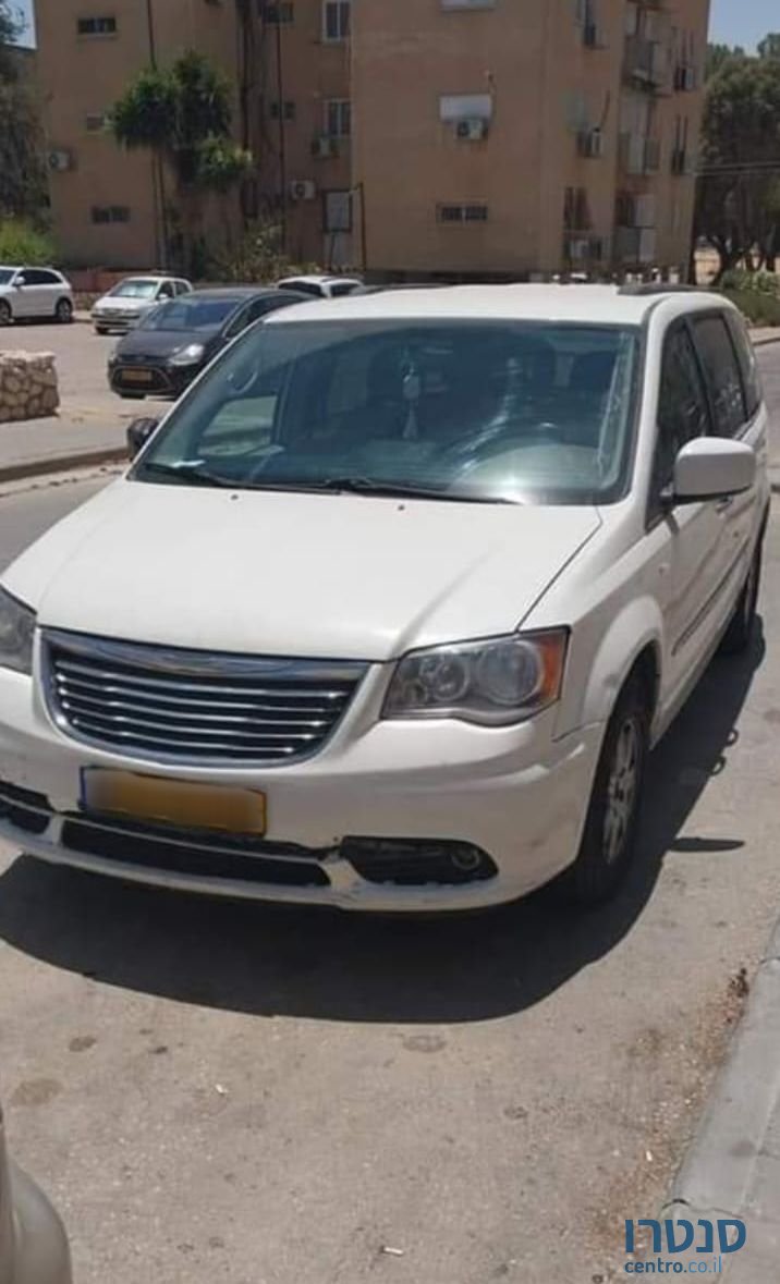 2011' Chrysler Grand Voyager קרייזלר גראנד וויאג`ר photo #1
