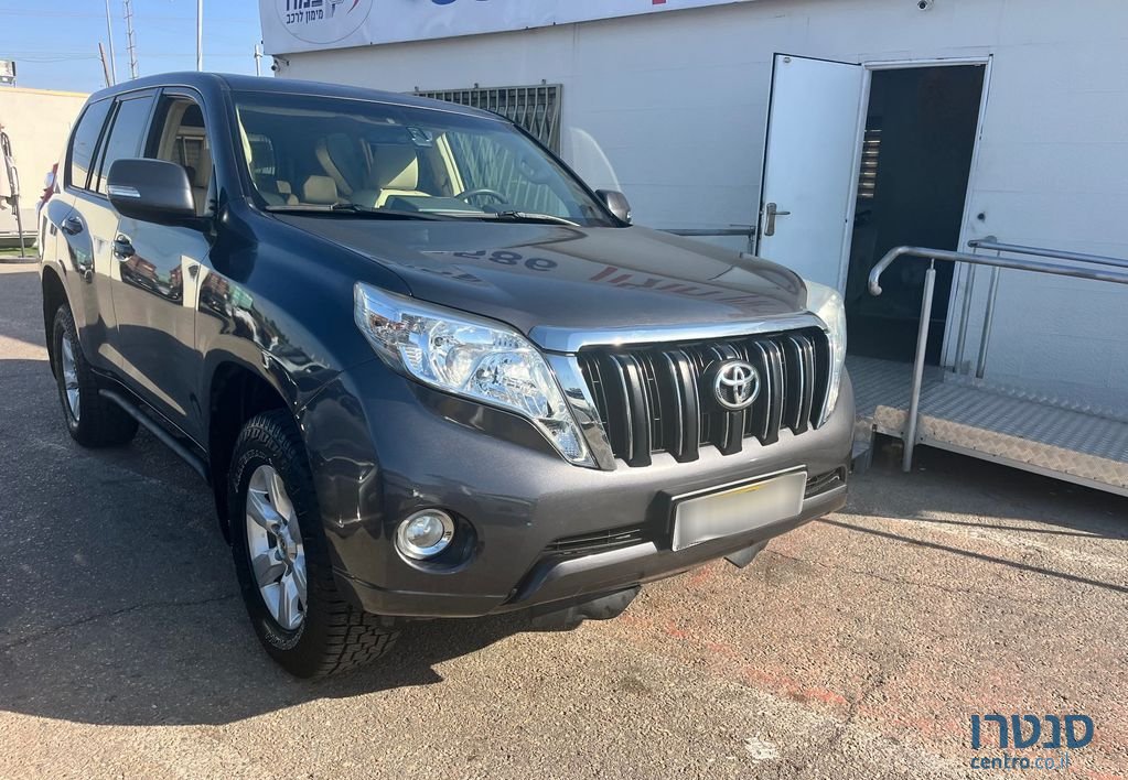 2017' Toyota Land Cruiser טויוטה לנד קרוזר photo #1