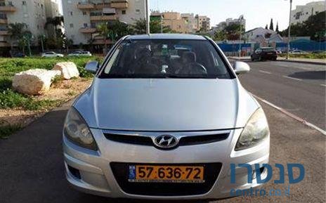 2010' Hyundai I30 יונדאי photo #2