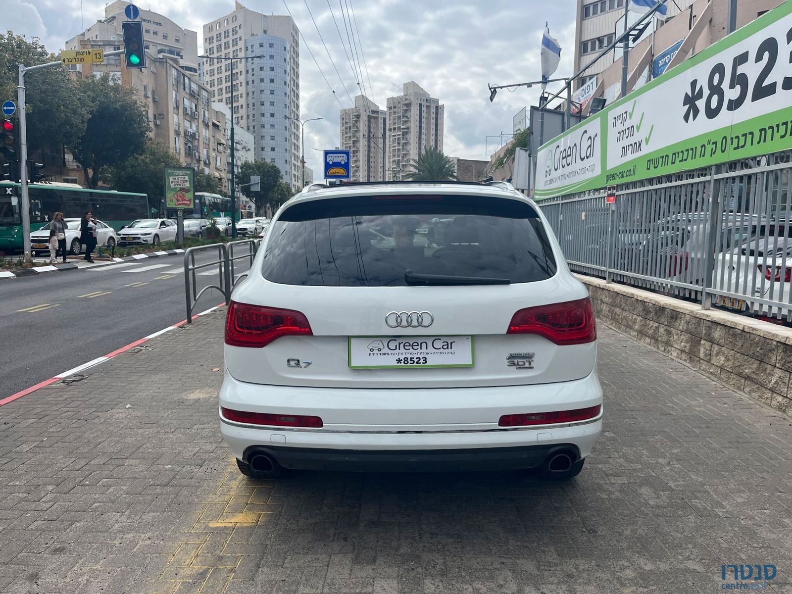 2014' Audi Q7 photo #2