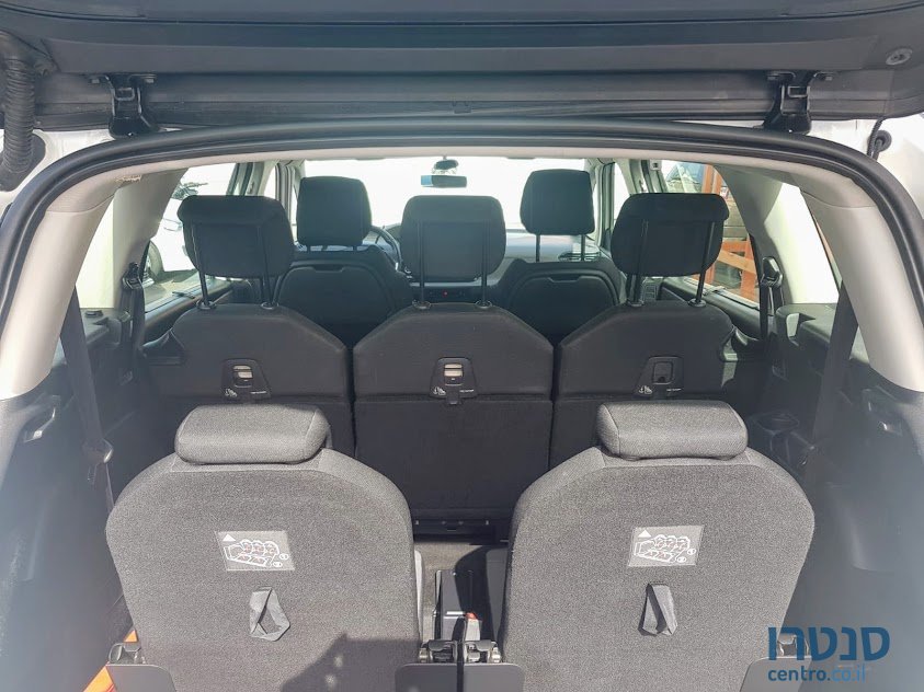 2015' Citroen C4 Picasso photo #4