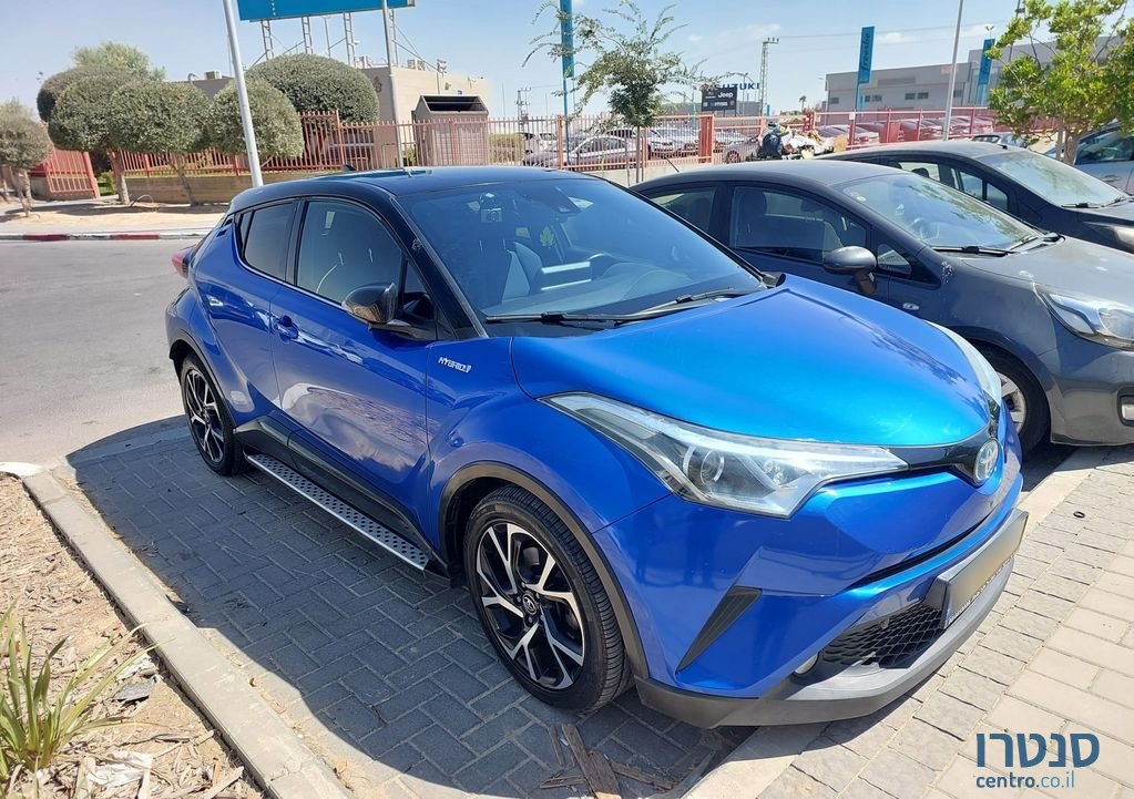 2017' Toyota C-HR טויוטה photo #4