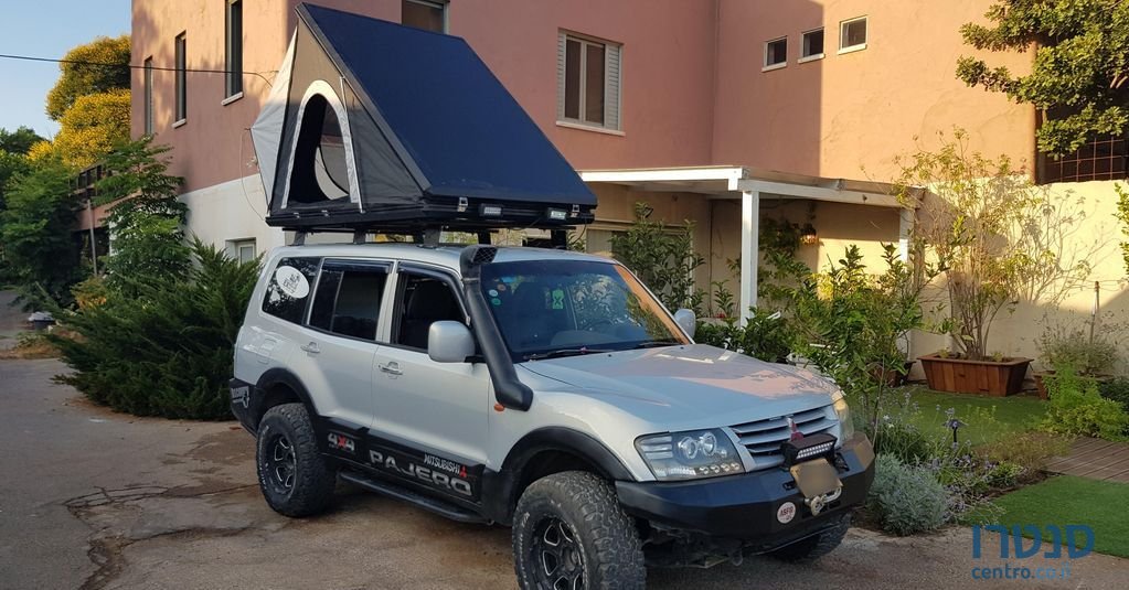 2002' Mitsubishi Pajero מיצובישי פג'רו photo #5