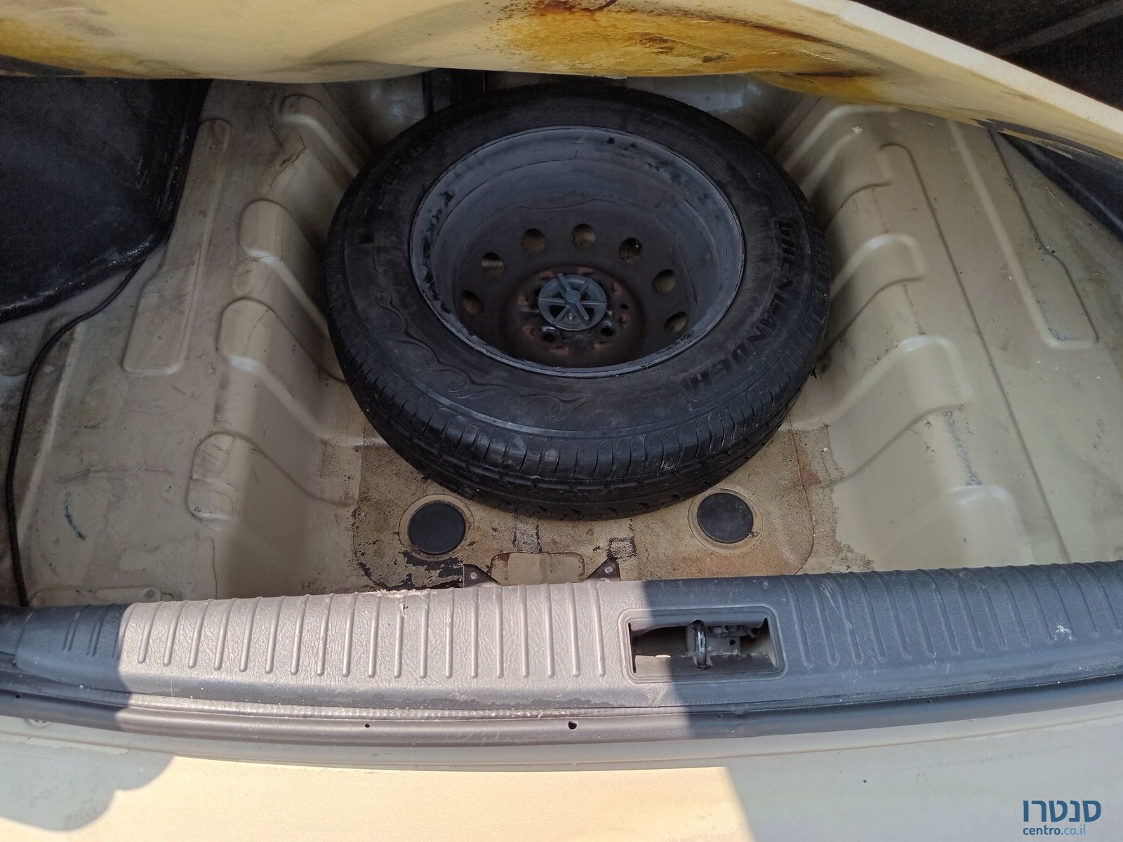 2003' Hyundai Accent 2 поколение photo #7