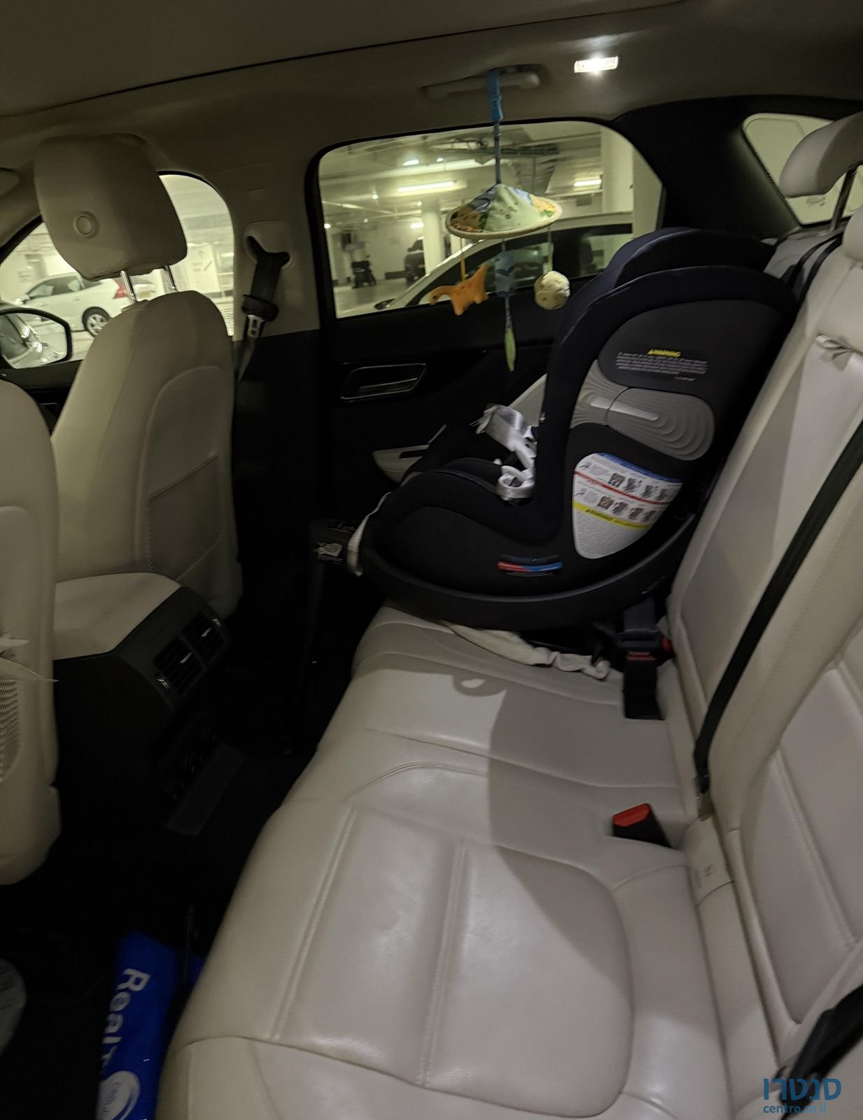 2020' Jaguar F-Pace יגואר photo #5