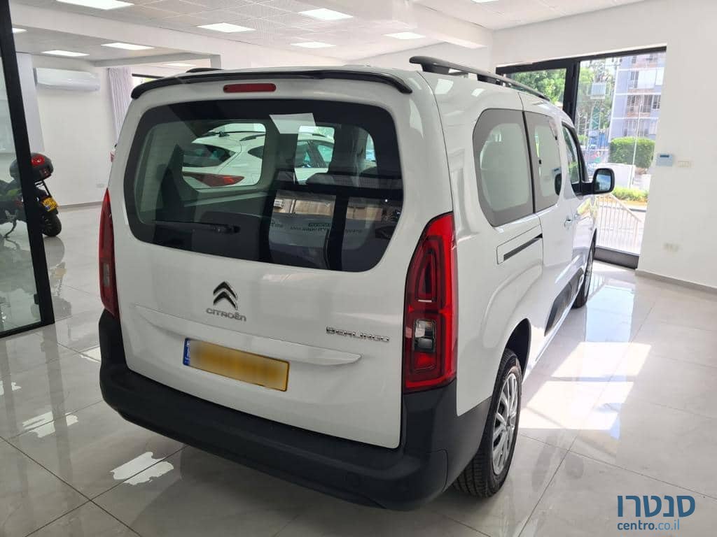 2022' Citroen Berlingo photo #2