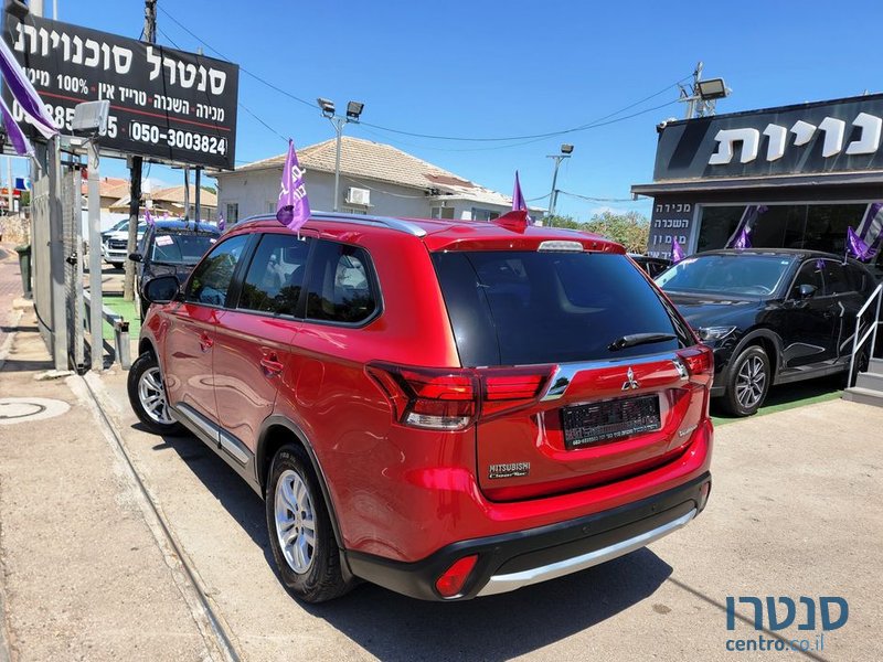 2017' Mitsubishi Outlander מיצובישי אאוטלנדר photo #4