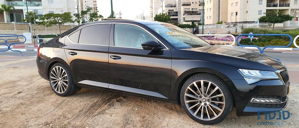 2020' Skoda Superb סקודה סופרב photo #3