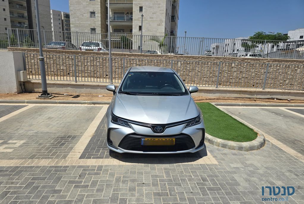 2019' Toyota Corolla טויוטה קורולה photo #2