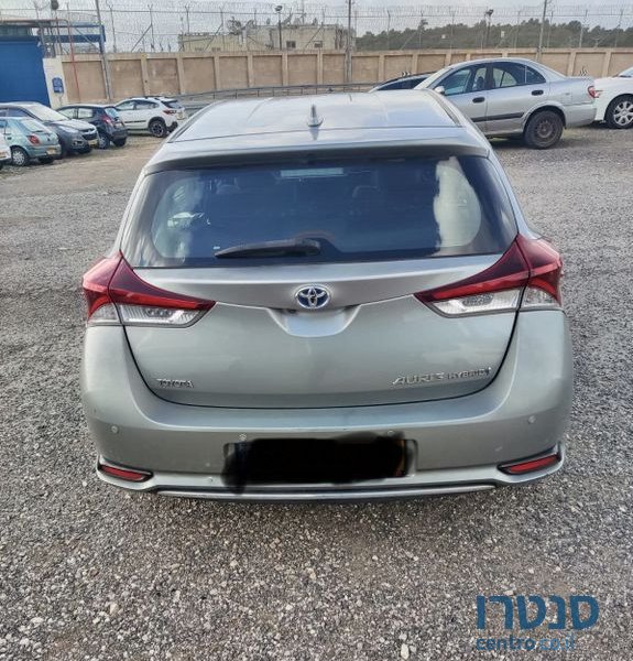 2015' Toyota Auris טויוטה אוריס photo #3