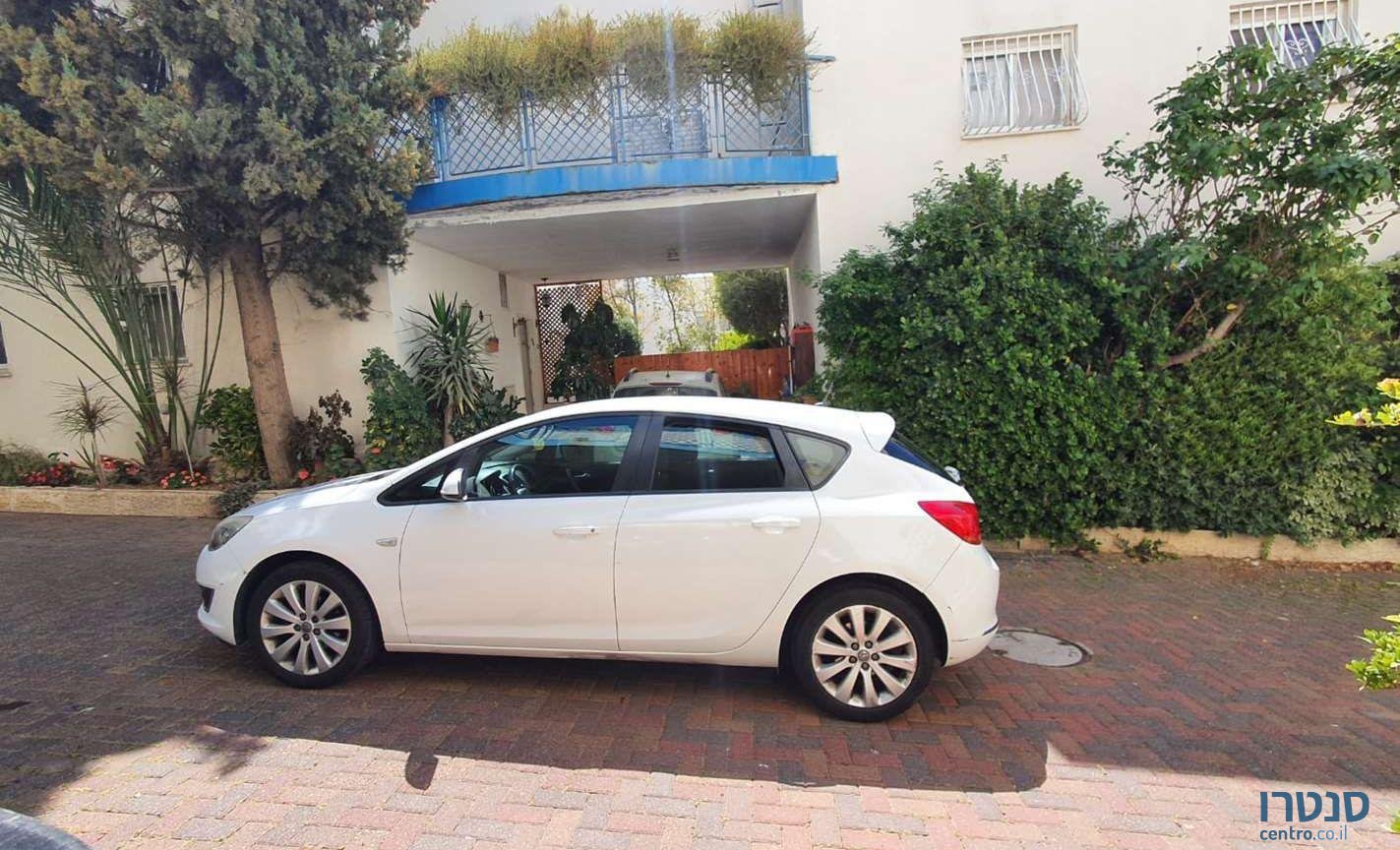 2013' Opel Astra אופל אסטרה photo #3