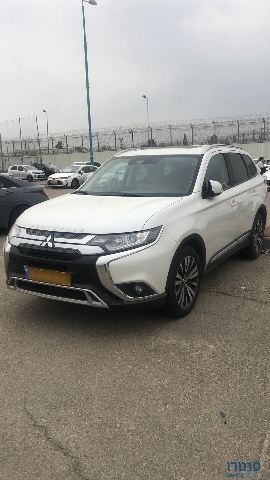 2020' Mitsubishi Outlander מיצובישי אאוטלנדר photo #1