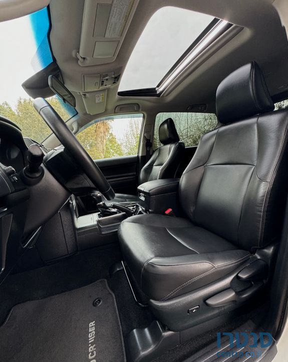 2022' Toyota Land Cruiser טויוטה לנד קרוזר photo #6